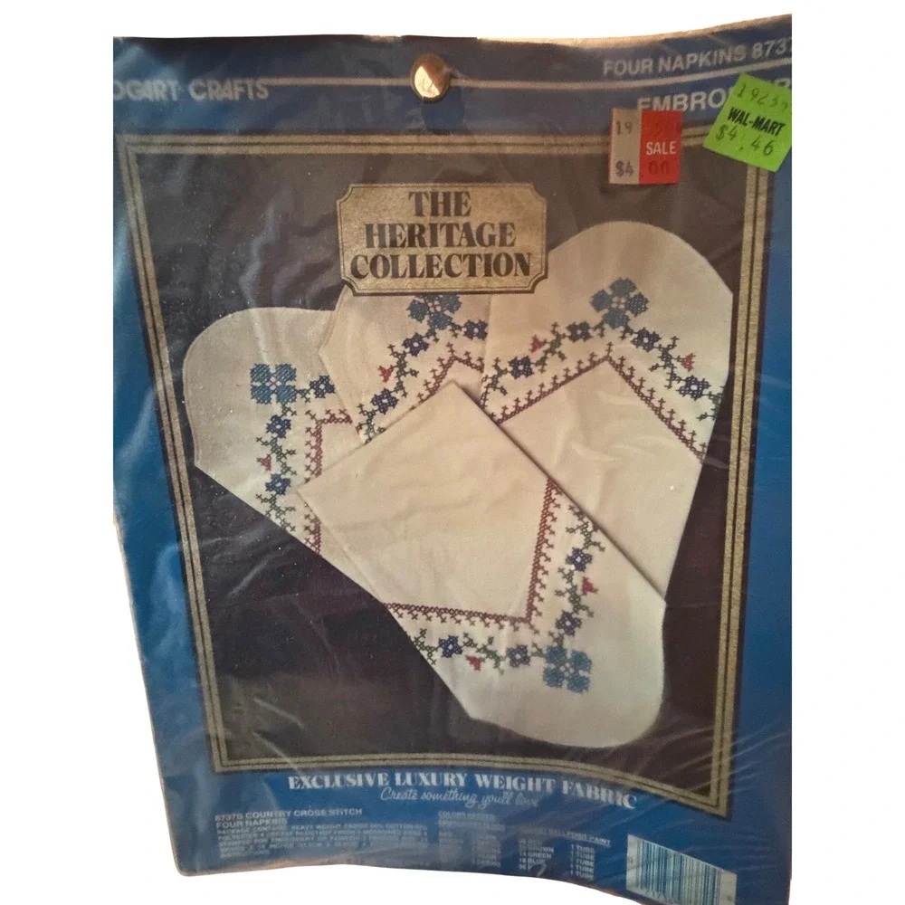 Vogart Crafts Heritage Collection Stamped Embroidery Kit Napkins Placemats 8737B